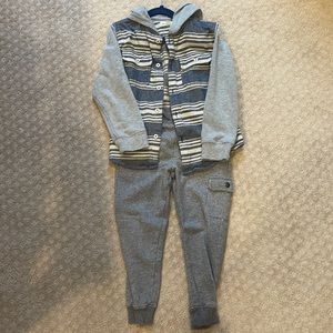 Tucker+Tate Boys sweatsuit